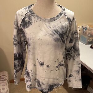Umgee Monochrome Tie-Dye Sweatshirt